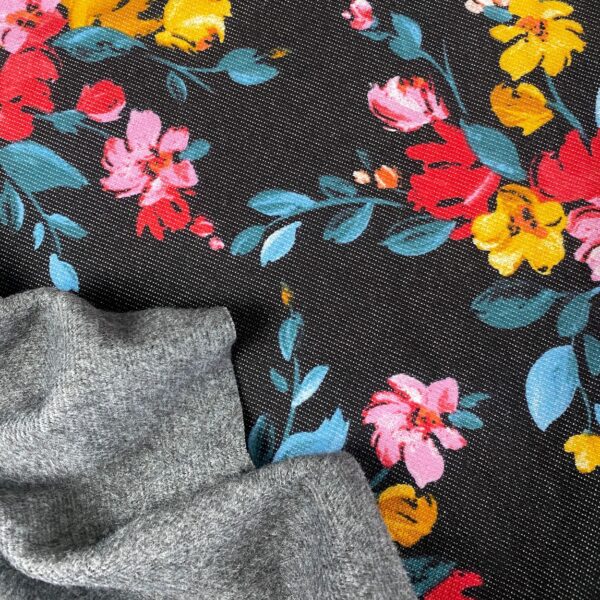 kuscheliger sweat schwarz big flower