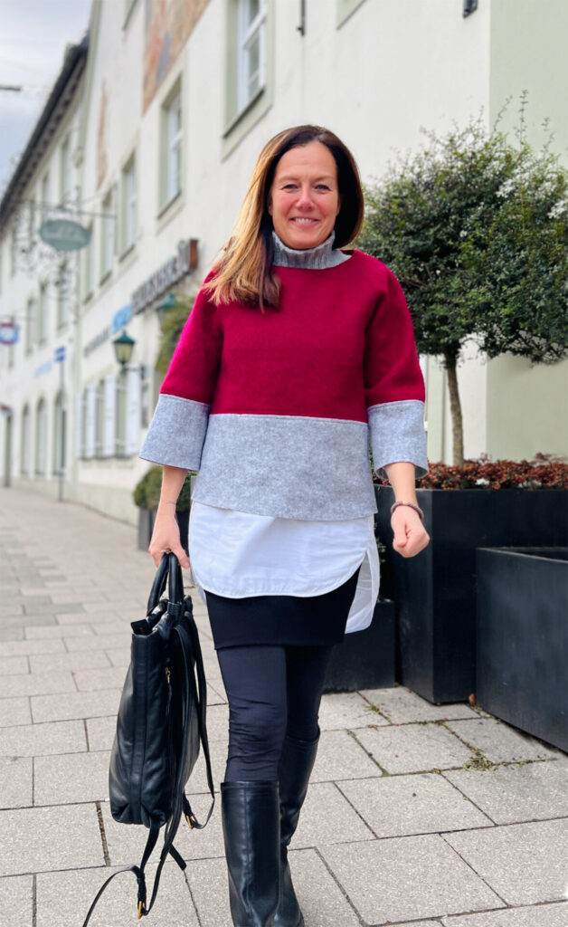 Pullover Poncho Walküre