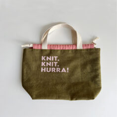 Tasche mit Aufschrift 'Knit. Knit. Hurra!'