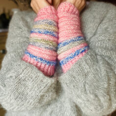 strickanleitung raupen stulpen